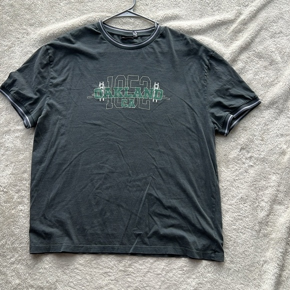 Other - Osos Design shirt. Round neck. Short sleeves. Men’s medium.